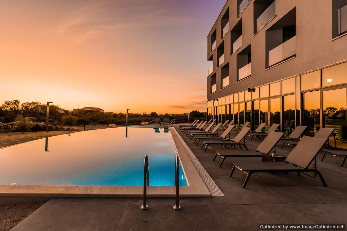 Hotel Olea Novalja Luaran gambar