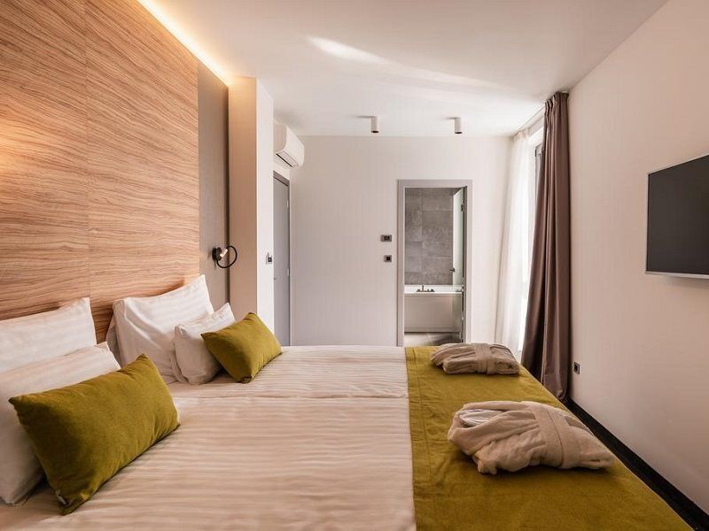 Hotel Olea Novalja Luaran gambar